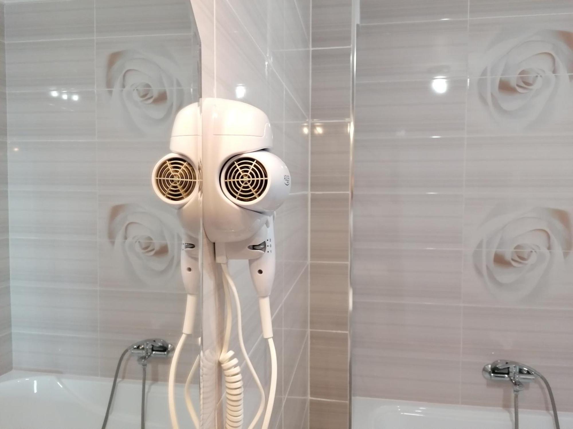 Ama Apartament Cu Terasa 50 Mp & Parcare Brasov Room photo